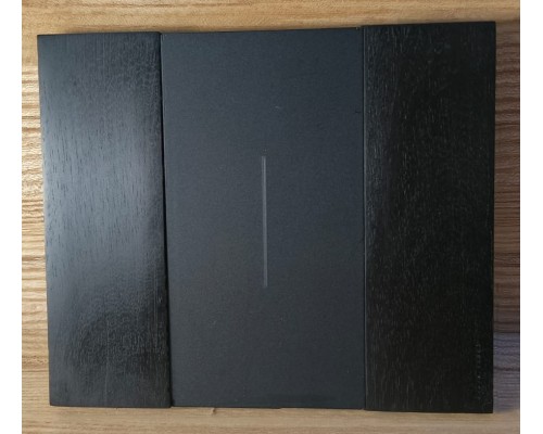 KA4802EB Bticino LIVING NOW. Декоративная рамка 2 модуля. Эбен(черное дерево)