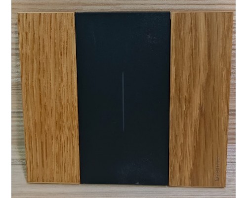 KA4802DB Bticino LIVING NOW. Декоративная рамка 2 модуля. Дуб натуральный